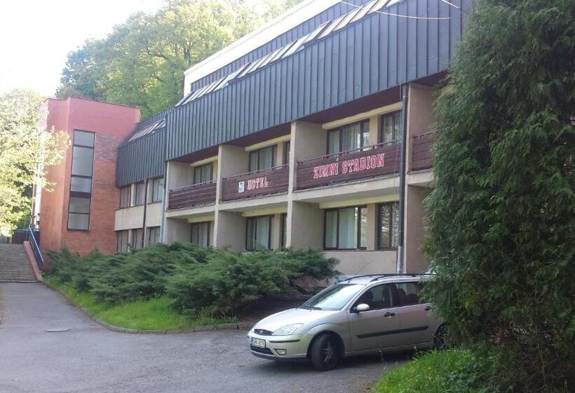 هتل Zimní Stadion Náchod
