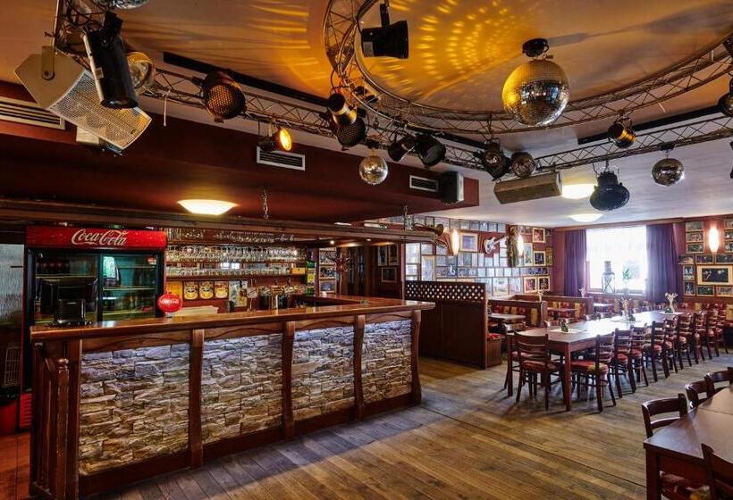 ホテル Zlatá Hvězda