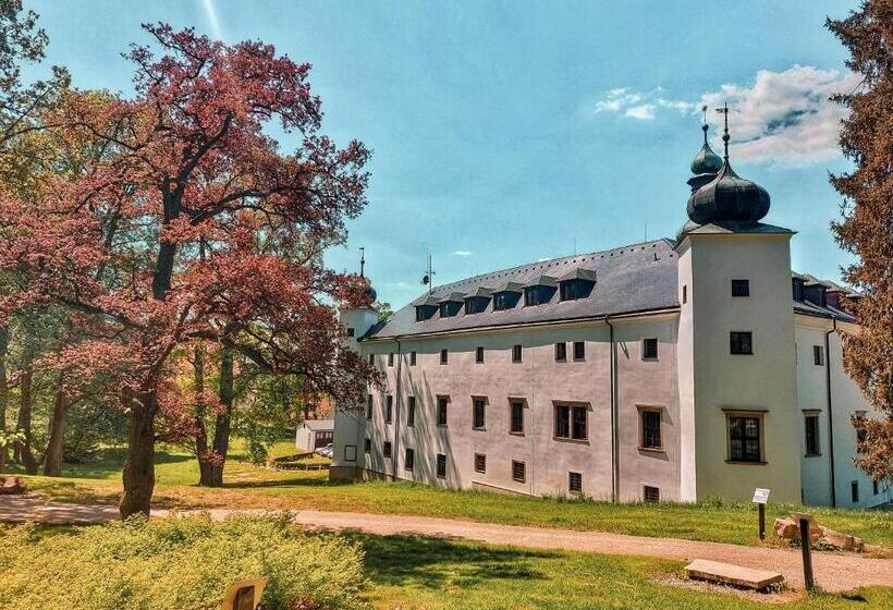 酒店 Zámek Třešť