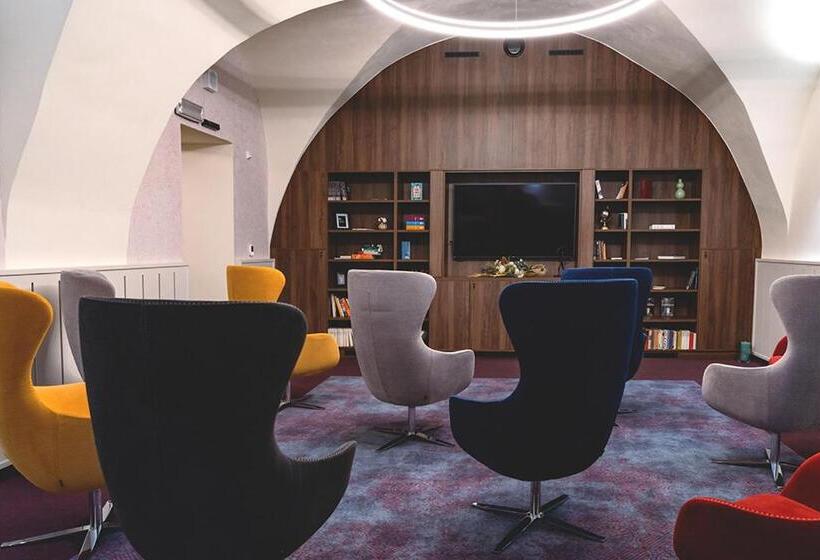 酒店 Zámek Třešť