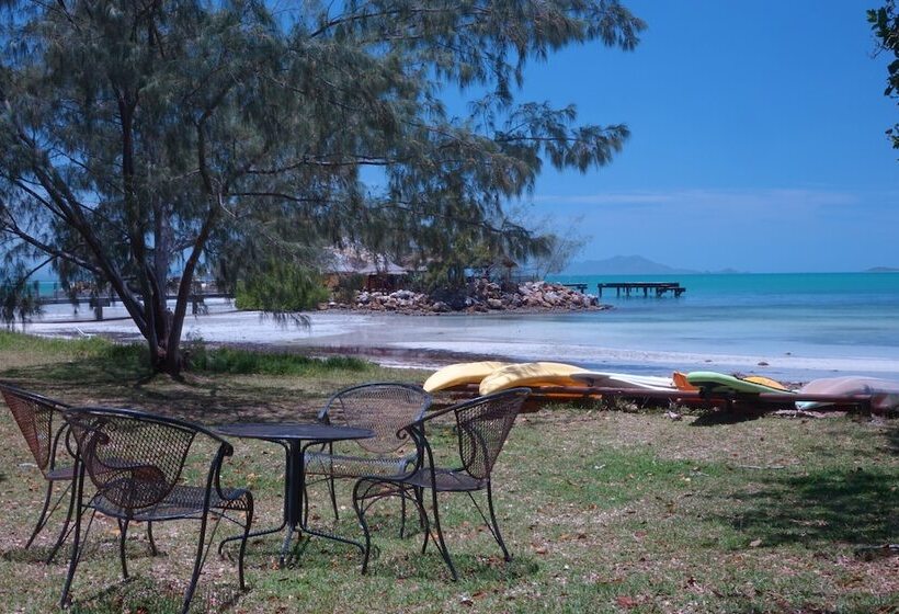 אתר נופש Malabou Beach