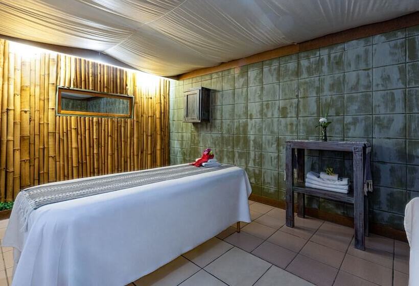 리조트 Park Royal Beach Huatulco All Inclusive