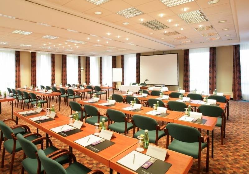 Trans World Hotel Donauwelle