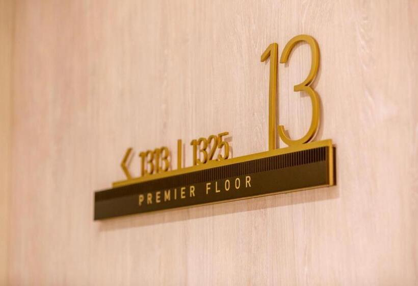 Amora Hotel Brisbane