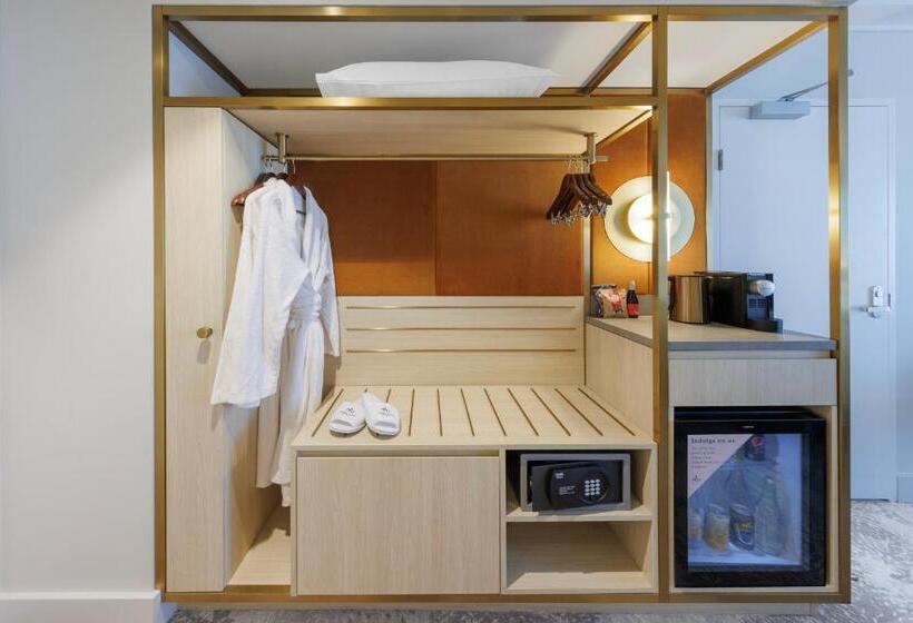 Amora Hotel Brisbane