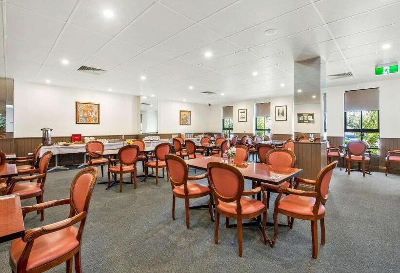 Comfort Hotel Dandenong