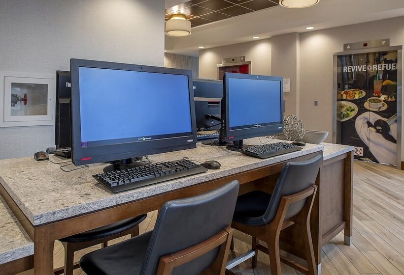 Crowne Plaza Hotel St. Louis Airport, An Ihg