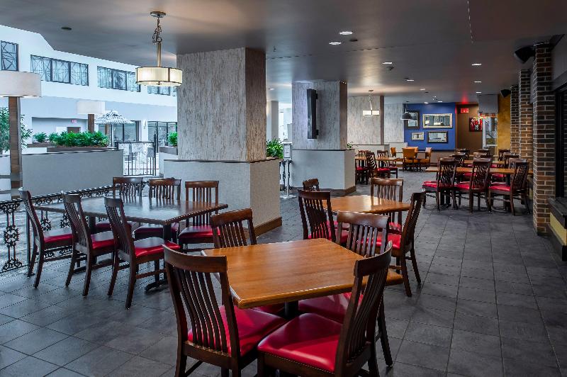 Crowne Plaza Hotel St. Louis Airport, An Ihg