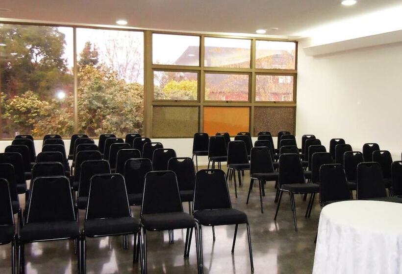 בית מלון כפרי Aitue