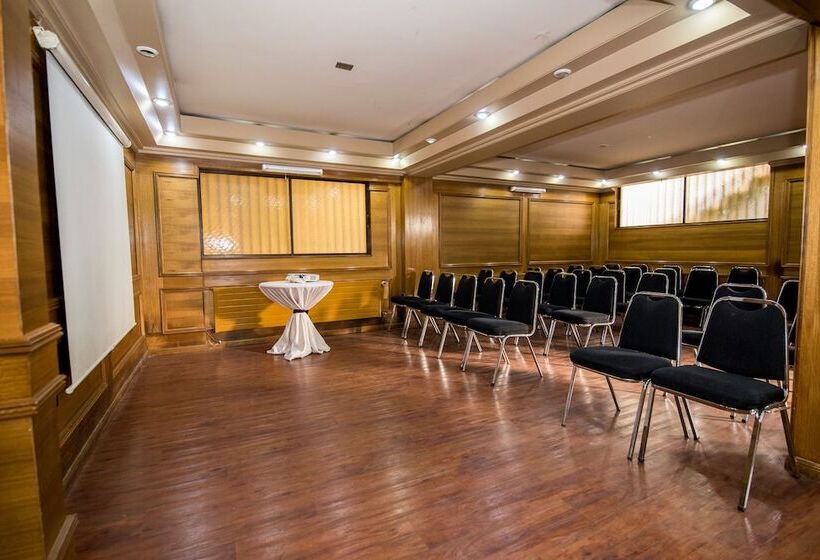 בית מלון כפרי Aitue