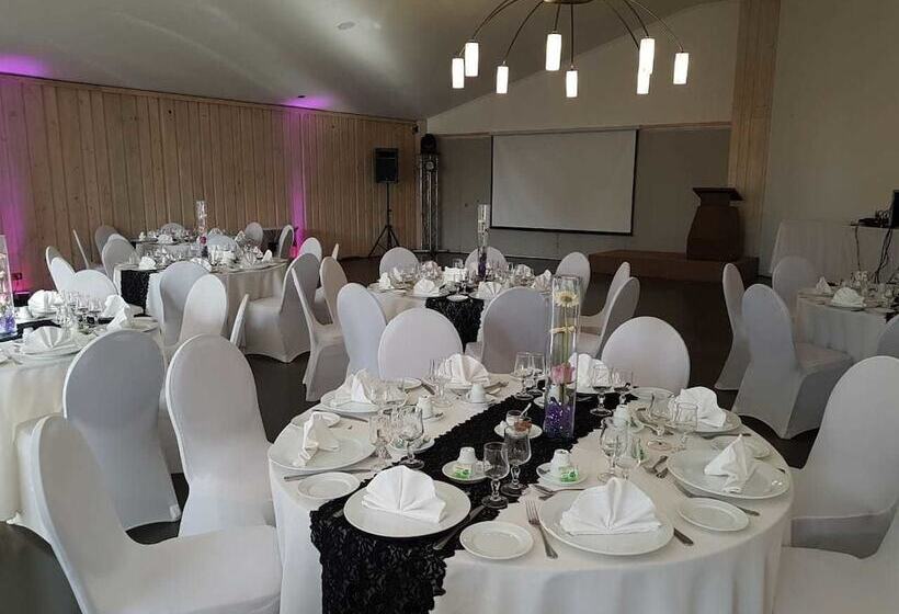 בית מלון כפרי Aitue