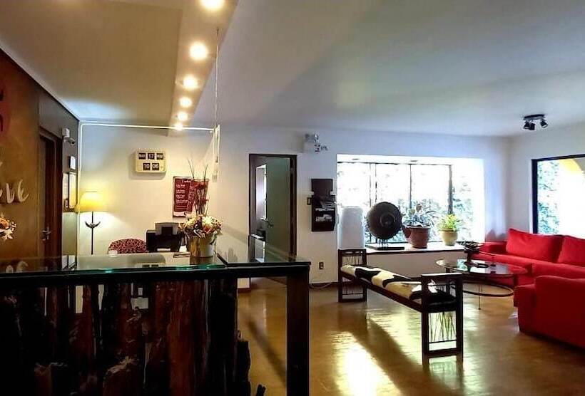 בית מלון כפרי Aitue