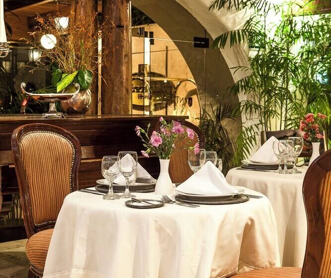 Antara Hotel & Suites   Miraflores