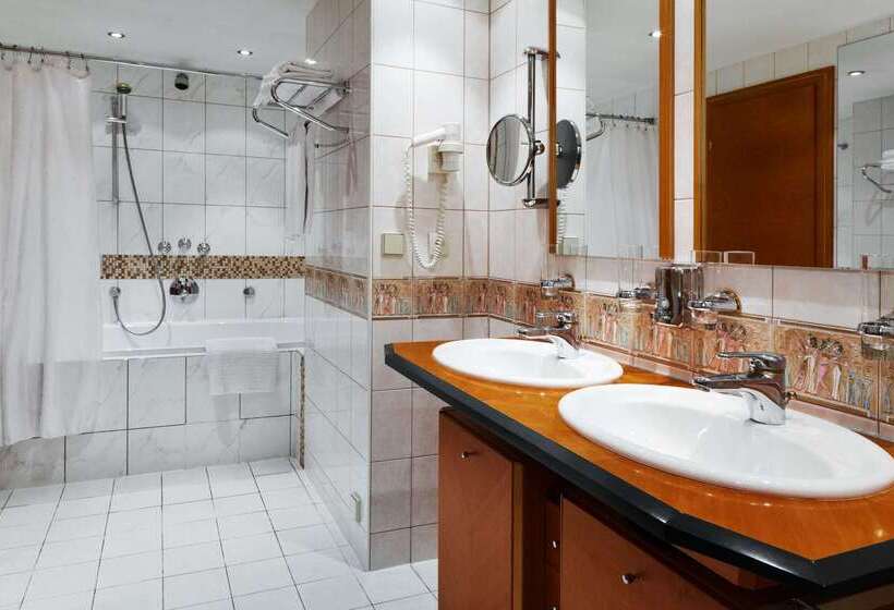 Azimut Hotel Olympic Moscow