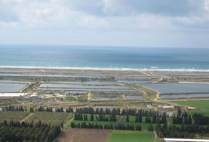 בית מלון כפרי Beit Maimon