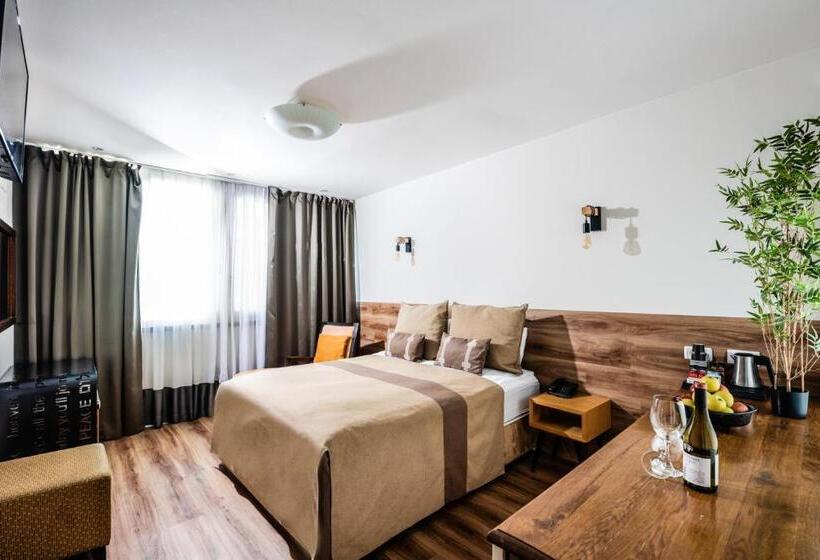 בית מלון כפרי Beit Maimon