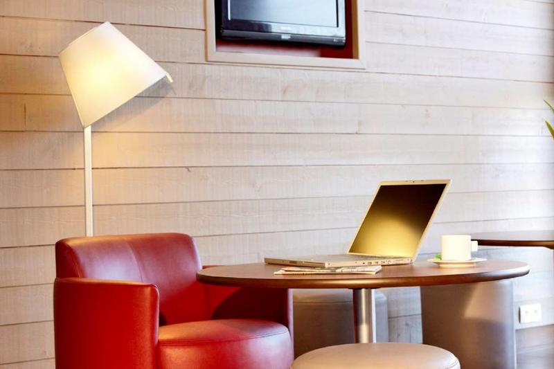 호텔 Campanile Versailles Buc