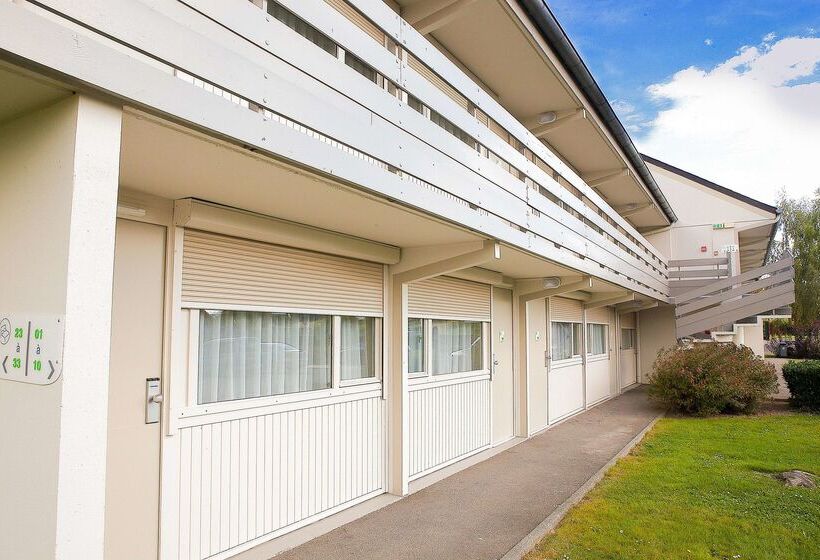 ホテル Campanile Vire