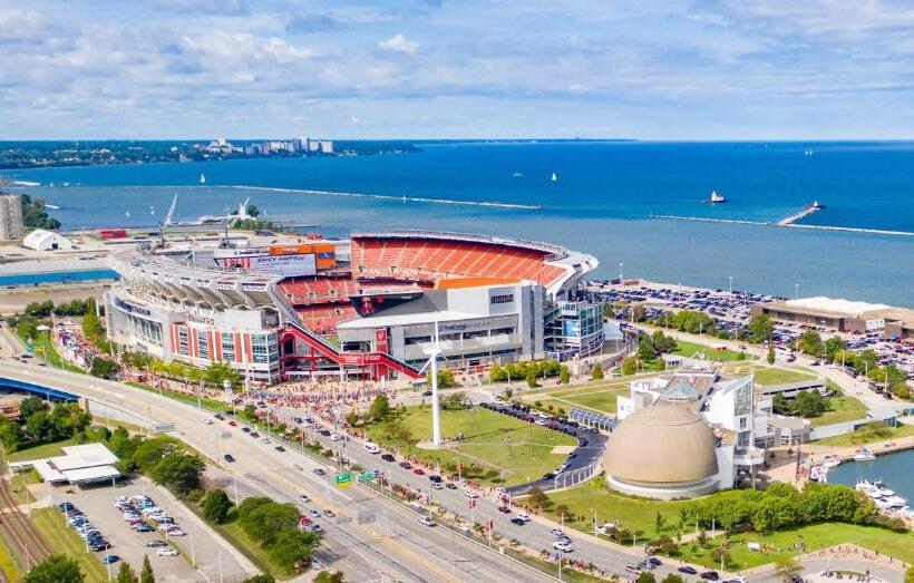 호텔 Crowne Plaza Cleveland At Playhouse Square, An Ihg