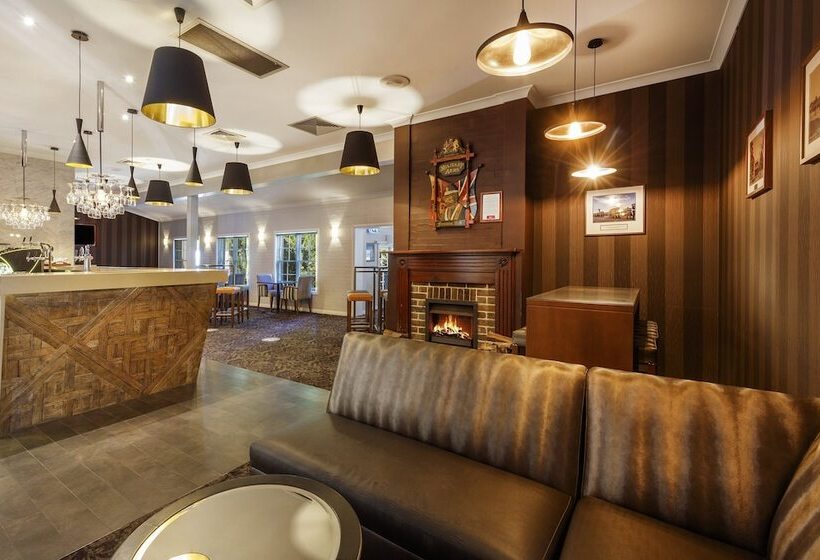 בית מלון כפרי Crowne Plaza Hawkesbury Valley, An Ihg