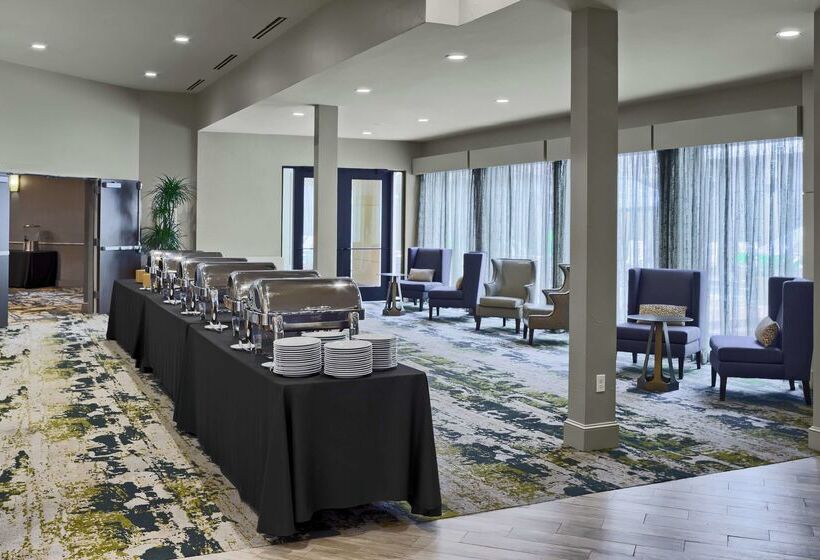 ホテル Doubletree By Hilton San Antonio Downtown