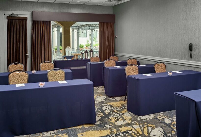 ホテル Doubletree By Hilton San Antonio Downtown