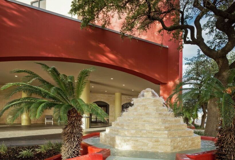 ホテル Doubletree By Hilton San Antonio Downtown
