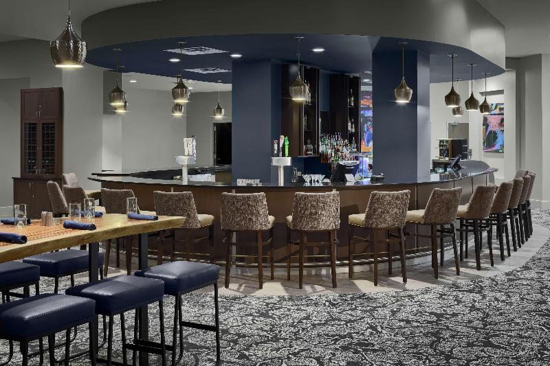 هتل Doubletree By Hilton San Antonio Downtown