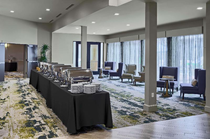 هتل Doubletree By Hilton San Antonio Downtown