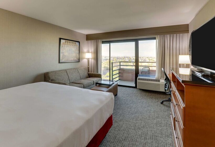 هتل Drury Inn & Suites Phoenix Airport