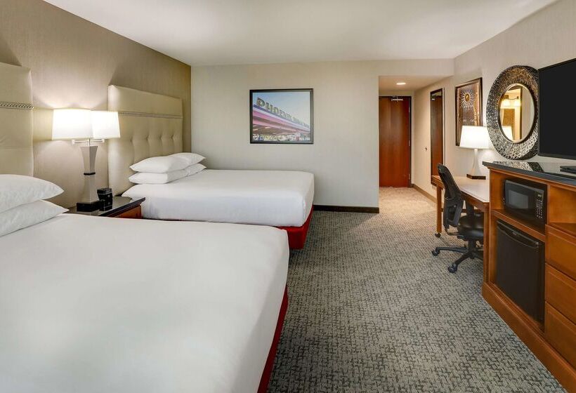 هتل Drury Inn & Suites Phoenix Airport
