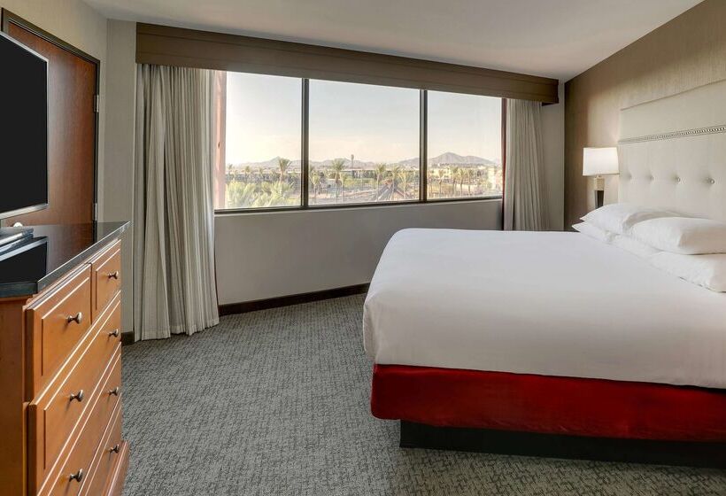 هتل Drury Inn & Suites Phoenix Airport