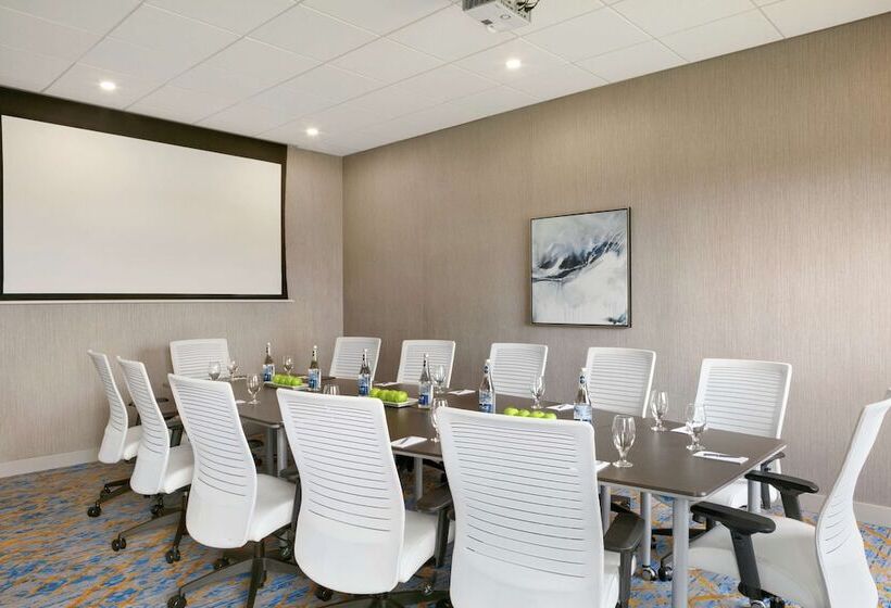 酒店 Embassy Suites By Hilton Montreal Airport