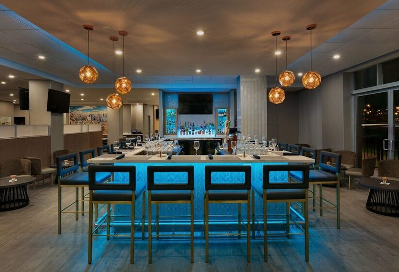 酒店 Embassy Suites By Hilton Montreal Airport