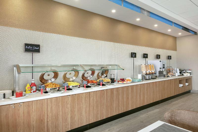 酒店 Embassy Suites By Hilton Montreal Airport