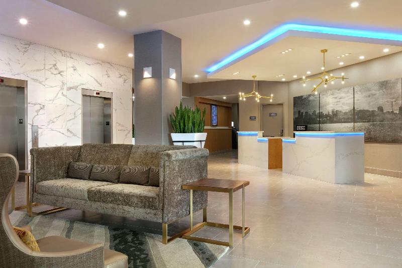 酒店 Embassy Suites By Hilton Montreal Airport