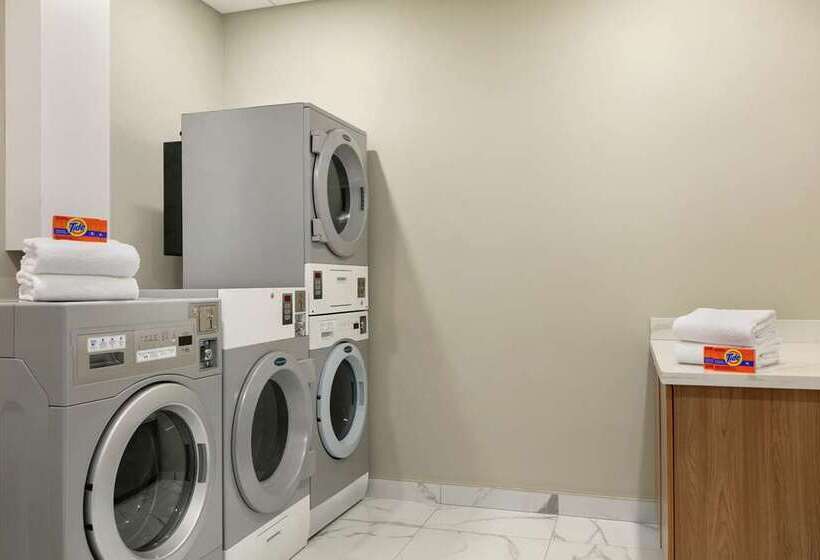 酒店 Embassy Suites By Hilton Montreal Airport