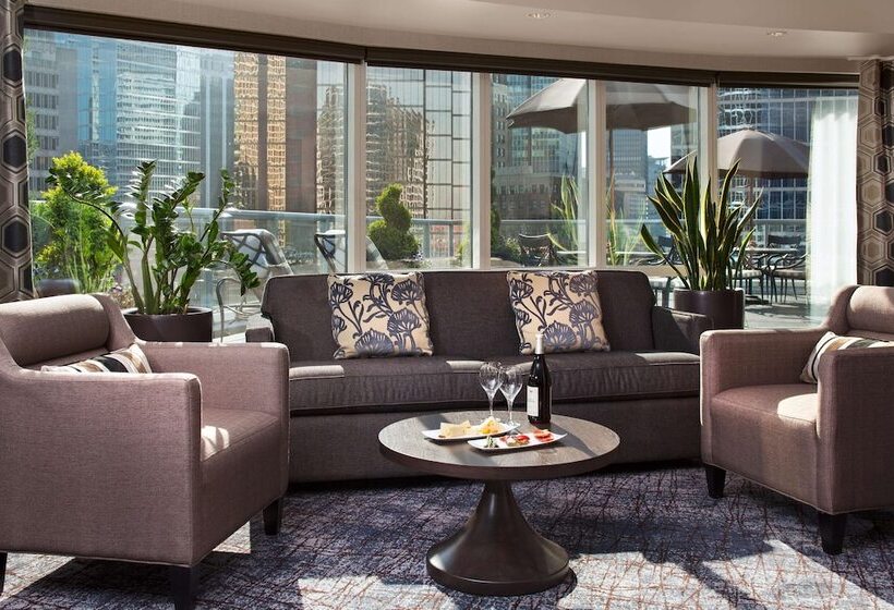 فندق Fairmont Waterfront