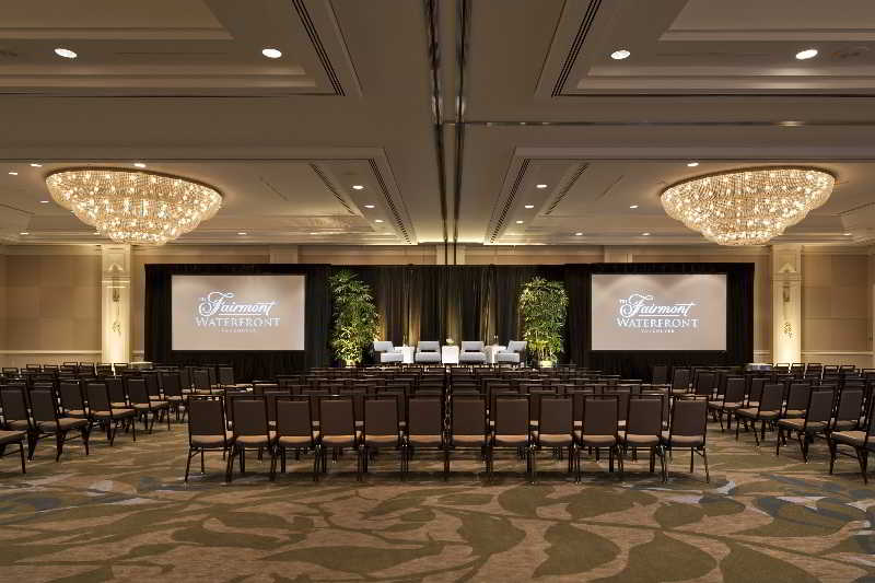 فندق Fairmont Waterfront
