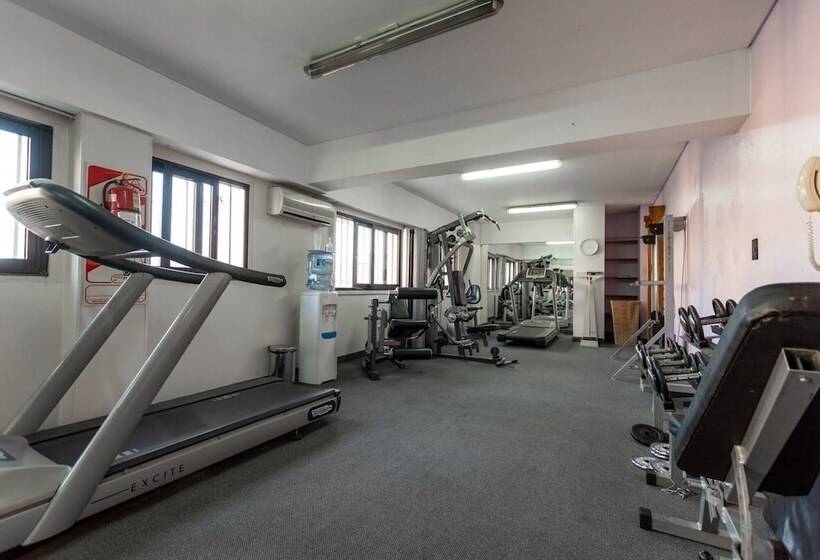 Feir S Park Hotel & Rooftop