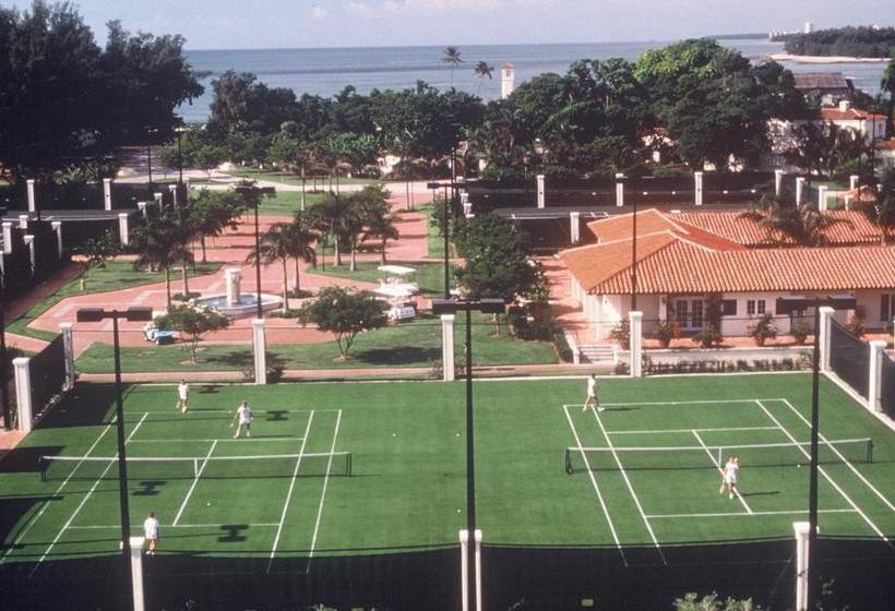 فندق Fisher Island Club And Resort