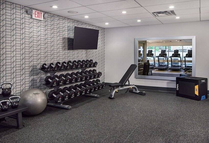 فندق Hilton Kansas City Country Club Plaza