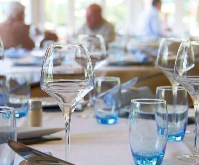 Отель Restaurant Le Rive Gauche