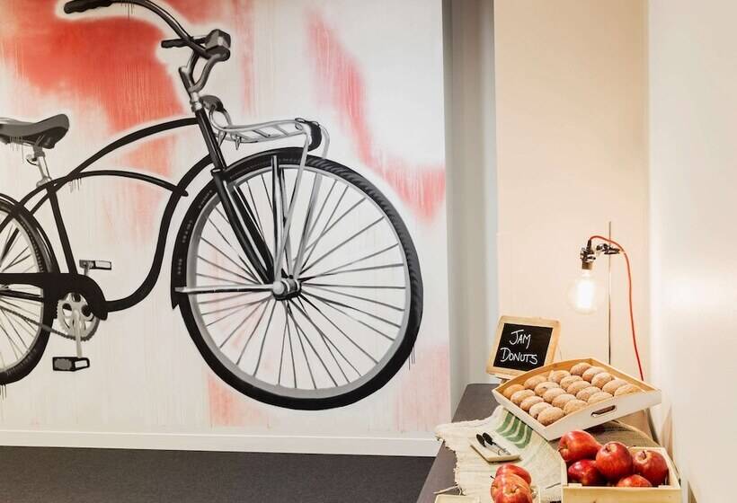 Ibis Melbourne Hotel And Apartments