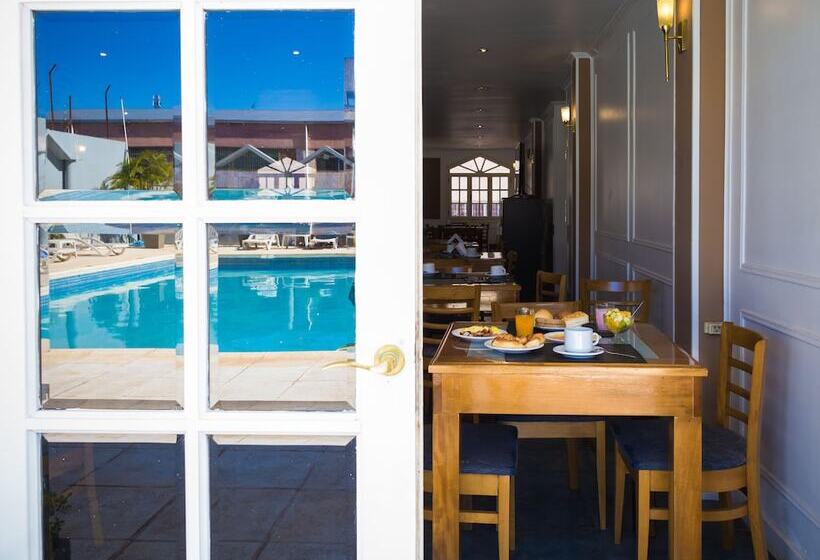 فندق Julio Cesar