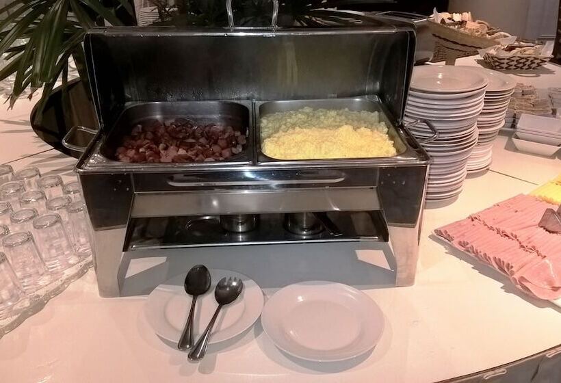 فندق Julio Cesar