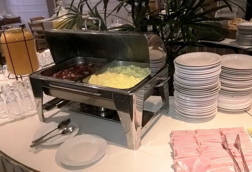 فندق Julio Cesar