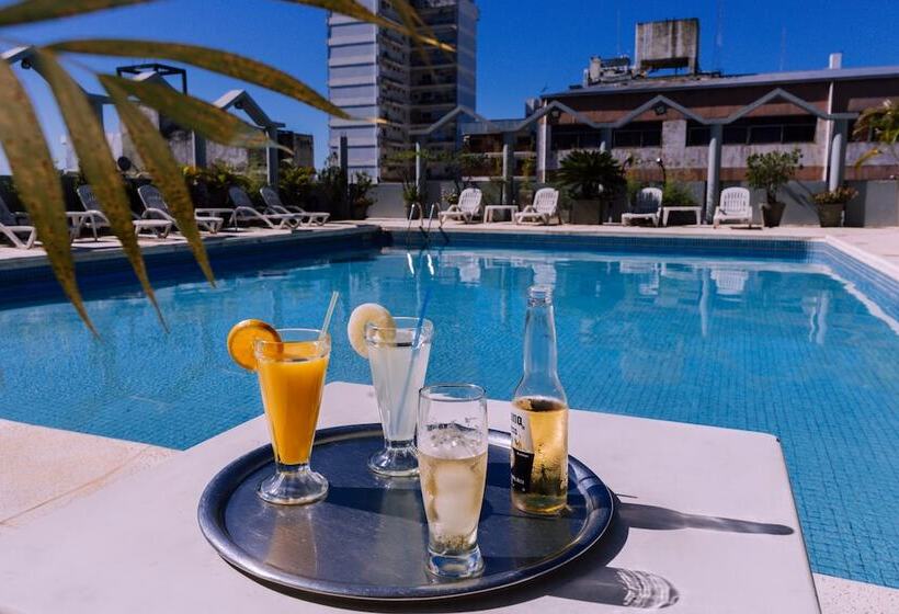 فندق Julio Cesar