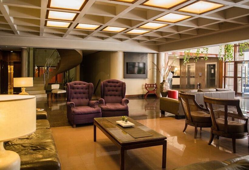 فندق Julio Cesar