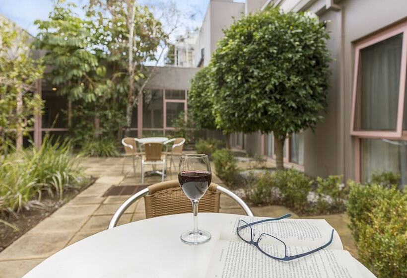 Kimberley Gardens Hotel, Serviced Apartments And Serviced Villas